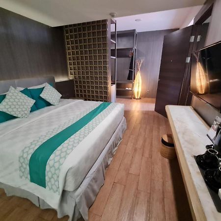 Bedrock Hotel Kuta Kuta Lombok Zewnętrze zdjęcie