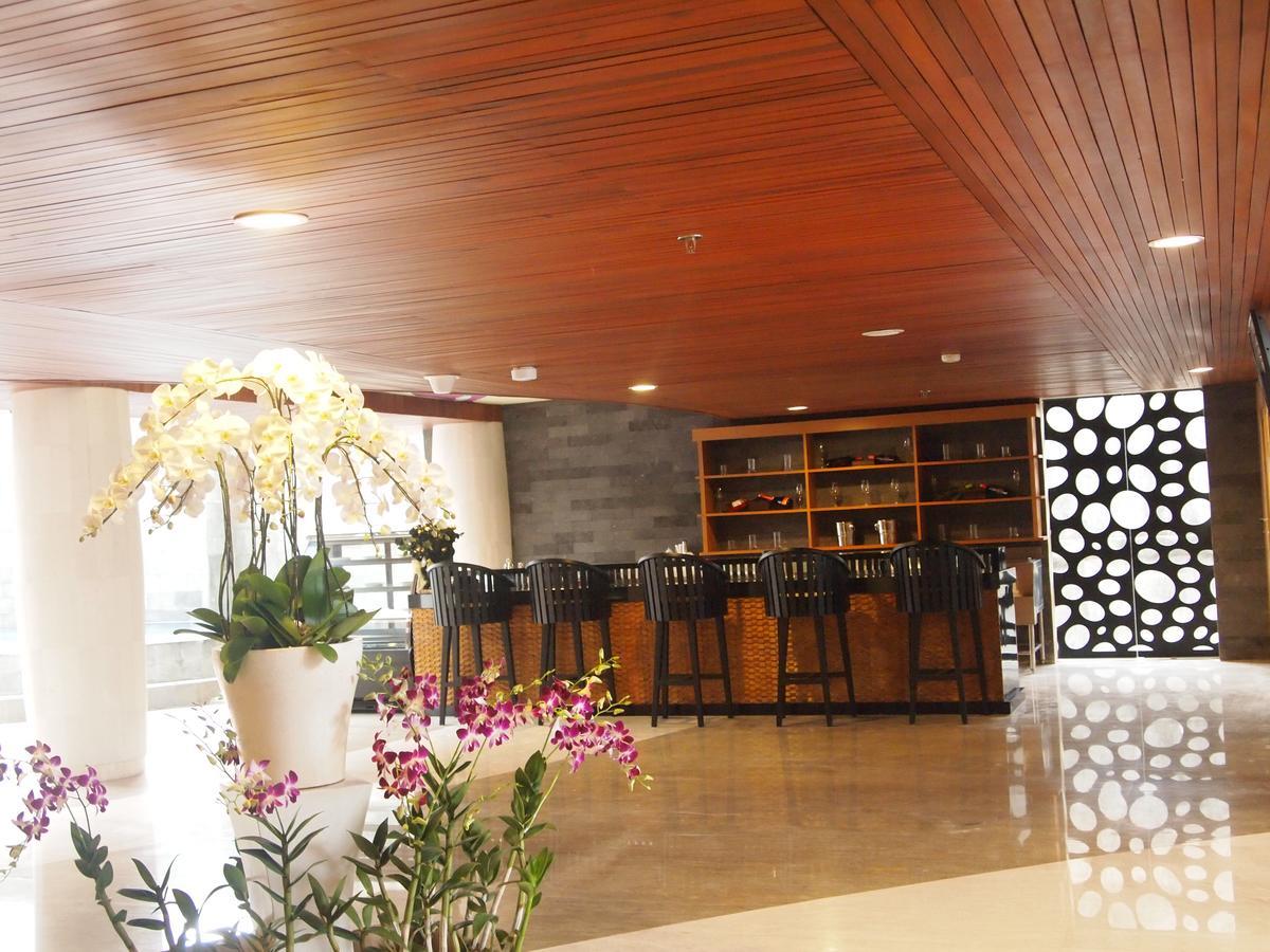 Bedrock Hotel Kuta Kuta Lombok Zewnętrze zdjęcie