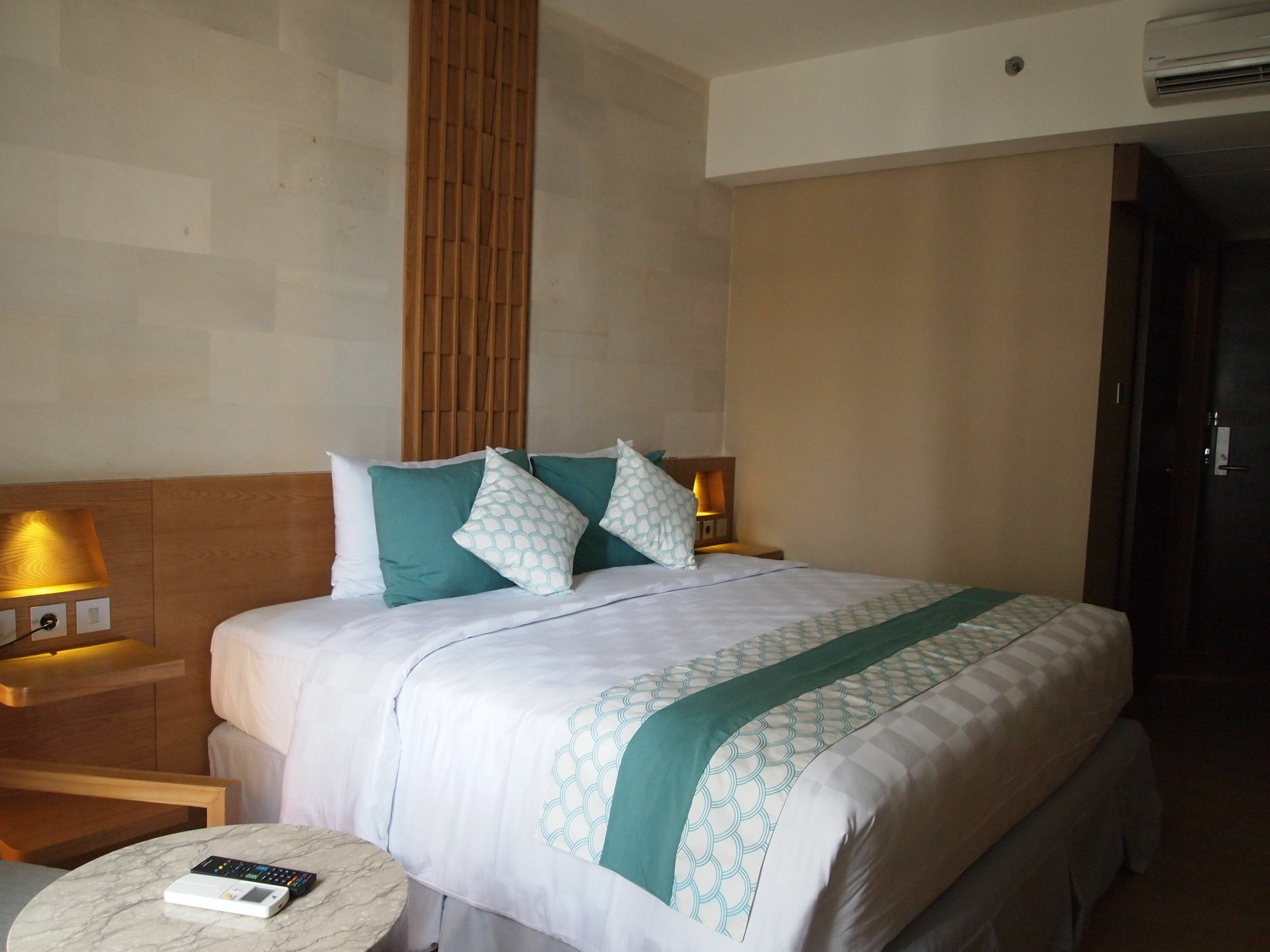 Bedrock Hotel Kuta Kuta Lombok Zewnętrze zdjęcie
